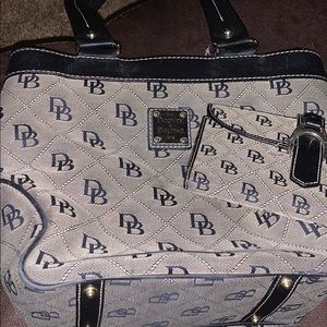 Dooney & bourke purse and wallet